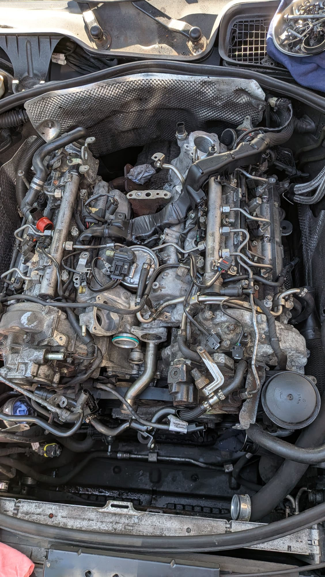 Full engine strip multi-cam engine